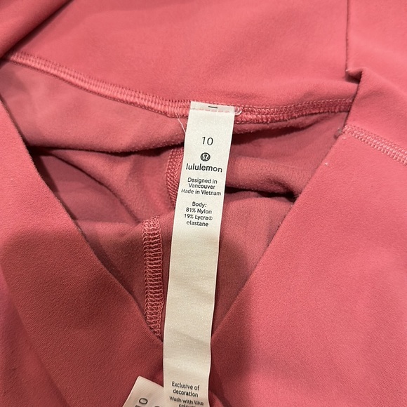 Lululemon Align Crop 21" - Moss Rose - Picture 4 of 7